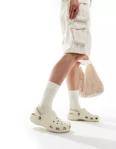  Crocs  unisex classic clogs in bone   