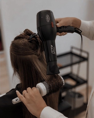 Acconciatura parrucchiere 💇🏻‍♀️ hairstyle