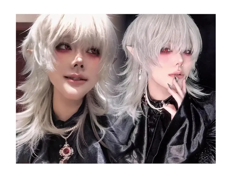 Silver White Mullet Wigs With Bangs, Wolf Cut Silver White Long Wigs, Fashion Wigs, High Temperature Silk Wigs Halloween Cosplay Vampire