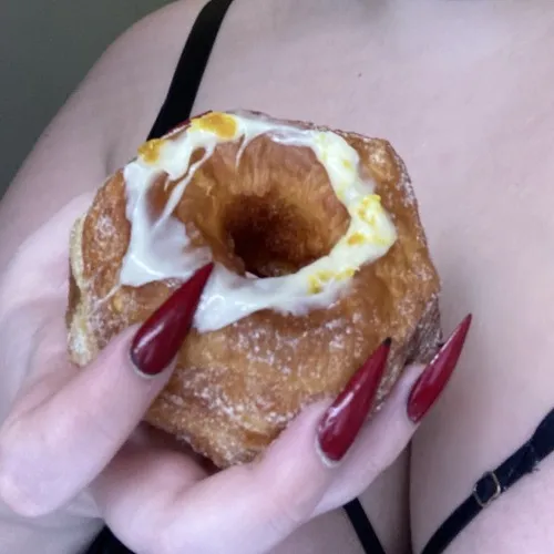 lemon cronut