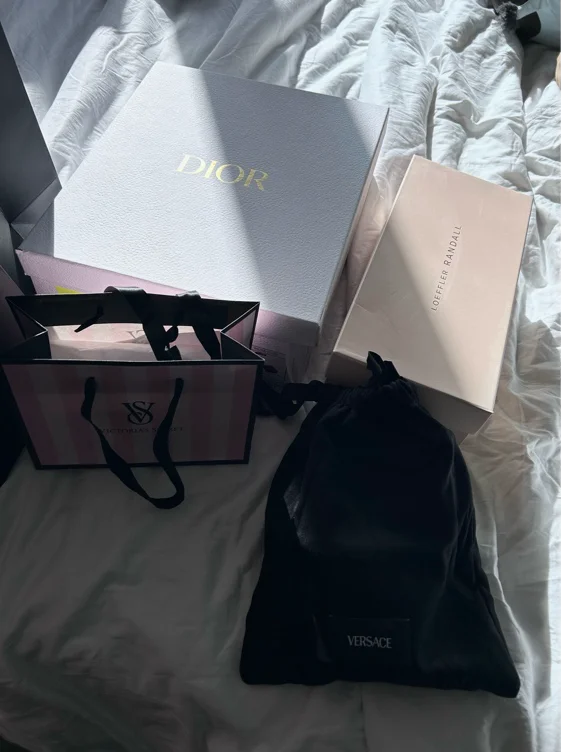 Shopping day 🛍️