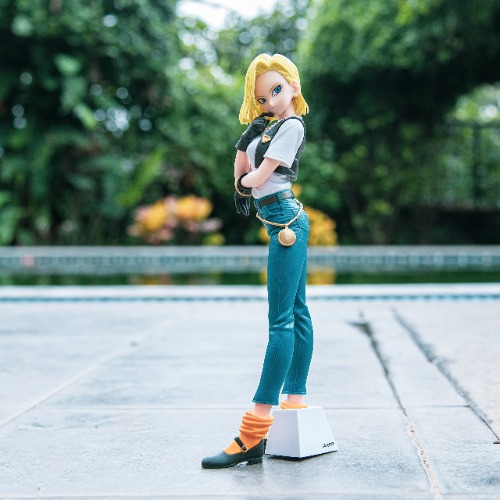 Banpresto Dragon Ball Z Glitter＆GLAMOURS-Android 18-III(ver.A), Multiple Colors (BP17316)