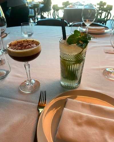 Afternoon cocktails 🍸 