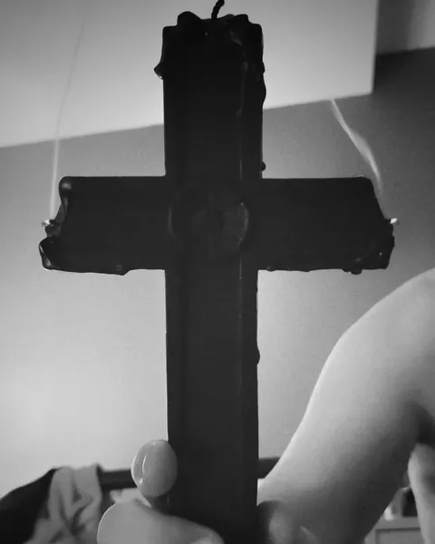 Low temperature cross candle