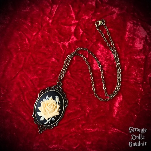 Victorian necklace, rose cameo, gothic, Strange Dollz Boudoir