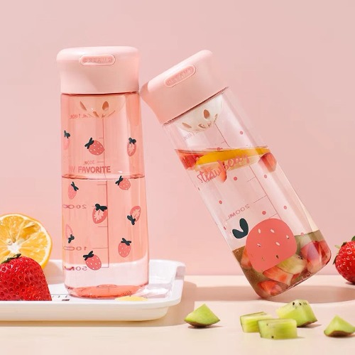Cute Strawberry Drinking Bottle | Many strawberry / Pink