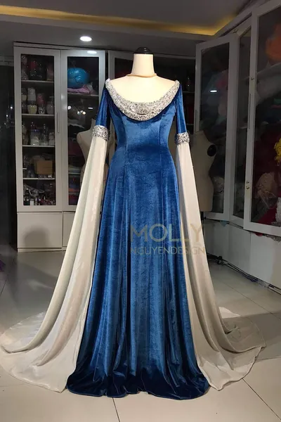 Arwen Requiem gown