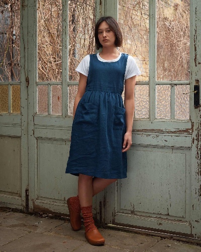 No.32 The Pinafore Dress in Navy Blue | S