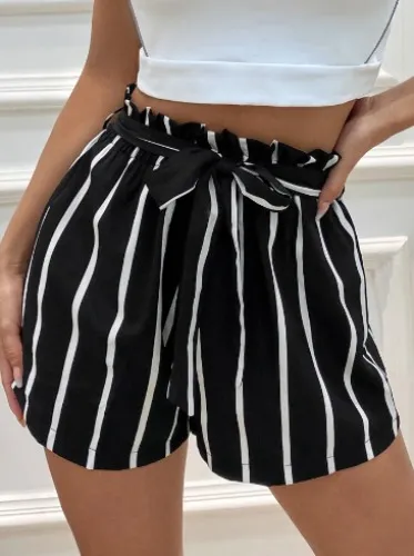 Vertical striped shorts 