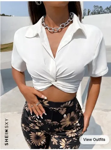 Cropped white shirt 