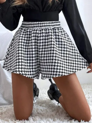 Tiny plaid mini skirt