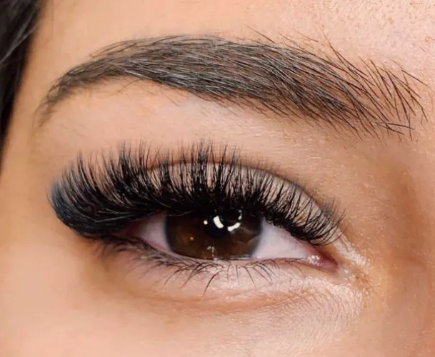 get my lashes done ;)