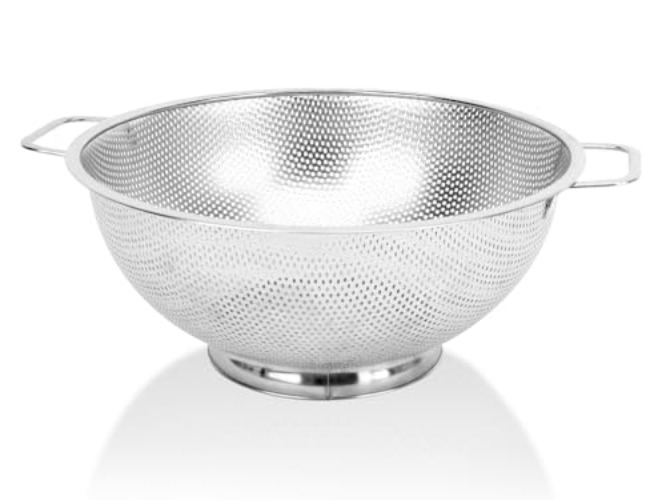 Colander for Kitchen, 3QT, Stainless Steel Colander Strainer with Handle for Fruits Vegetables Cooking Food, Dishwasher Safe - 3QT
