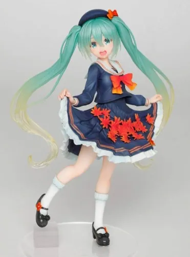 Taito Hatsune Miku 3rd Season Autumn Version Figure