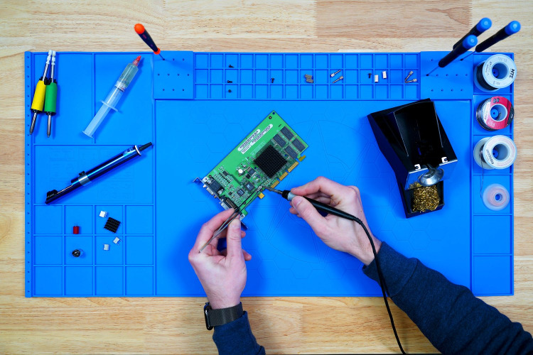 GN  'Flux' Project & Soldering Mat