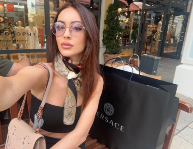 good shopping 🛍️ 