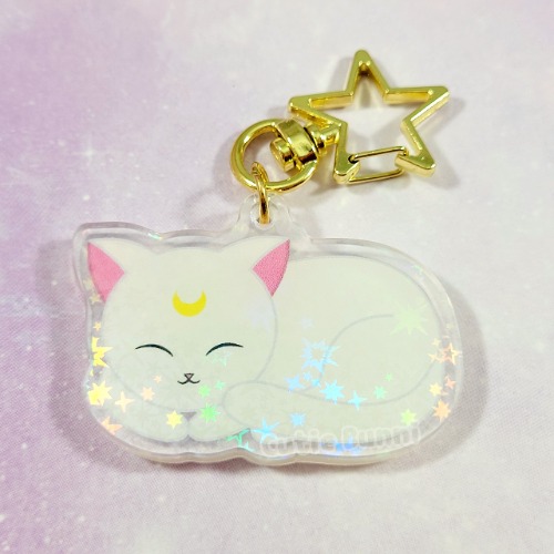 salior moon artemis keychain