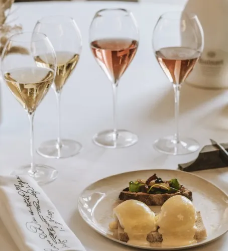 Restaurant & Champagne