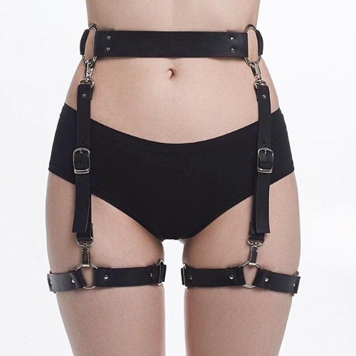 'Badblood' PU Faux Black Leather Belt Garter