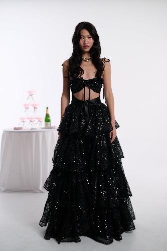 The Onyx Champagne Set | S