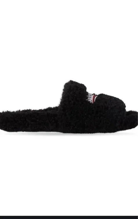 balenciaga fur slides 