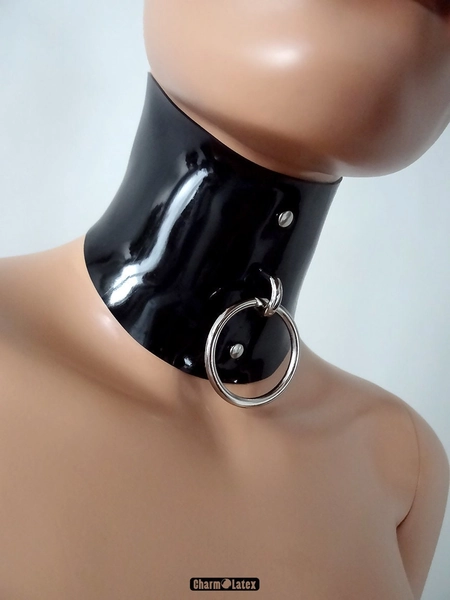 Latex Ring Ketting 9C