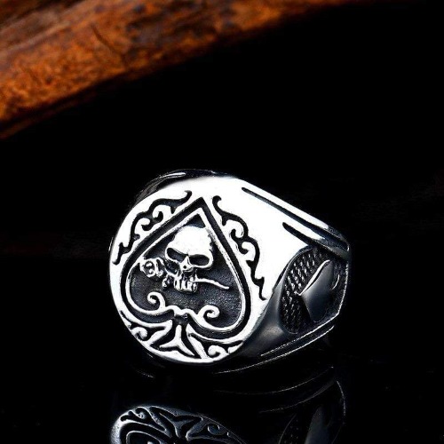 Anel de Caveira <br/> Naipe Espada (Aço) | 24