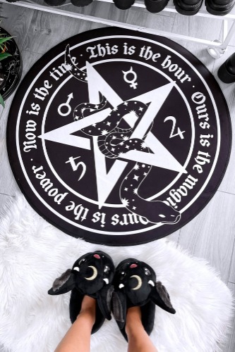 Witchy Round Rug | One Size / Black / 100% Polyester
