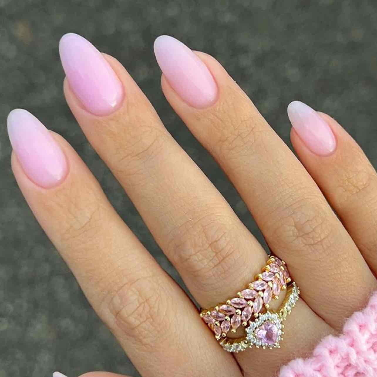 Nails 