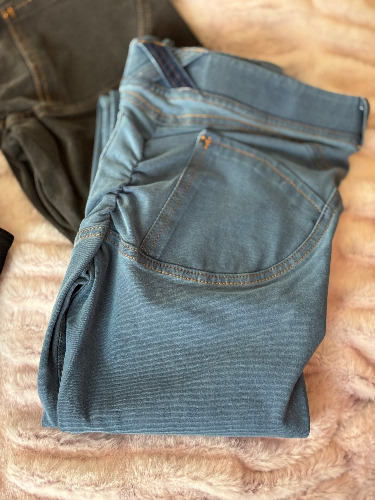 Low Rise Stay Up Butt Enhancer Light Blue Jeggings - Small / Light Blue