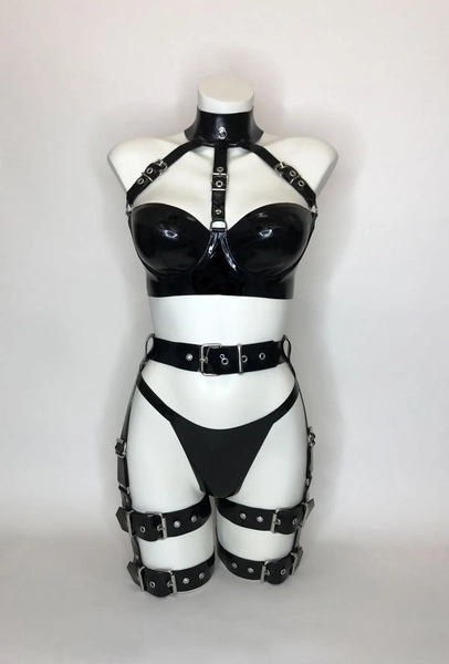 Lady Lucie Latex Plunge Bustier 