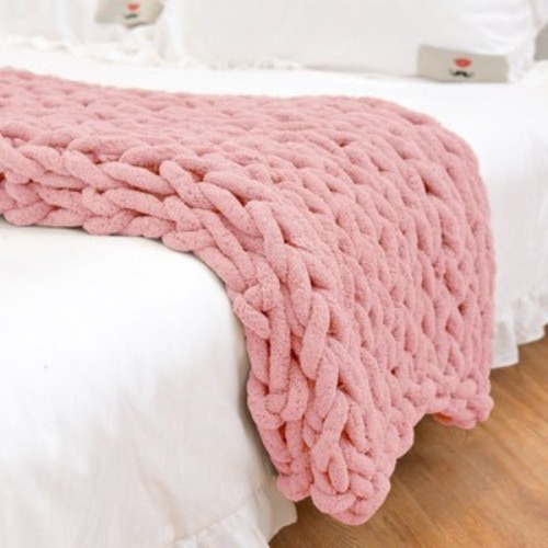 Chunky Knitted Blanket - Blush Pink / 39.3" x 47.2" (100x120cm)
