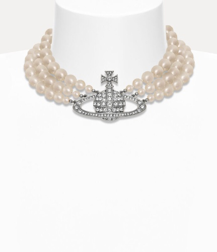 Three Row Pearl Bas Relief Choker