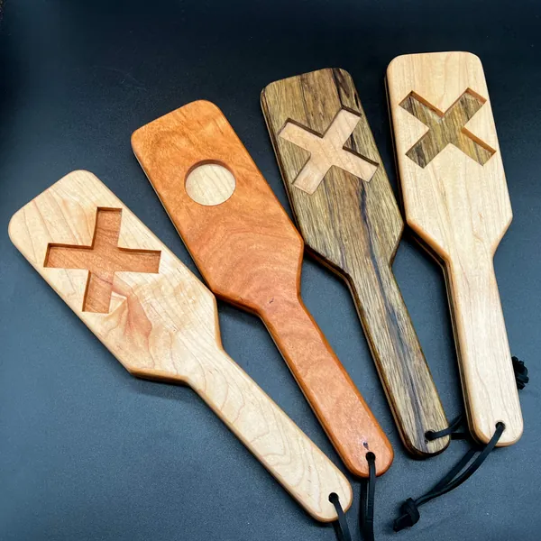 XOXO Paddle | The Kinkery