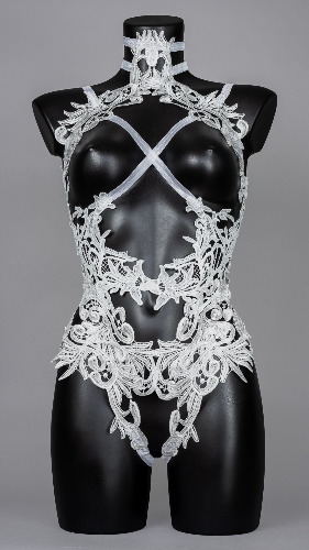 ATHALIA DOVE - Baroque Ivory Lace Bodycage | UK 12-14