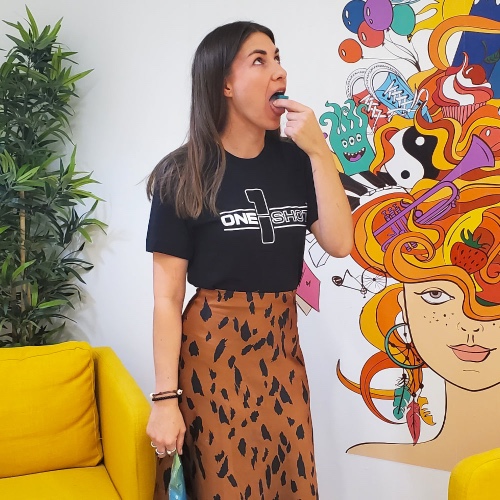 1 Shot Logo | Short Sleeve Unisex T-Shirt - Small