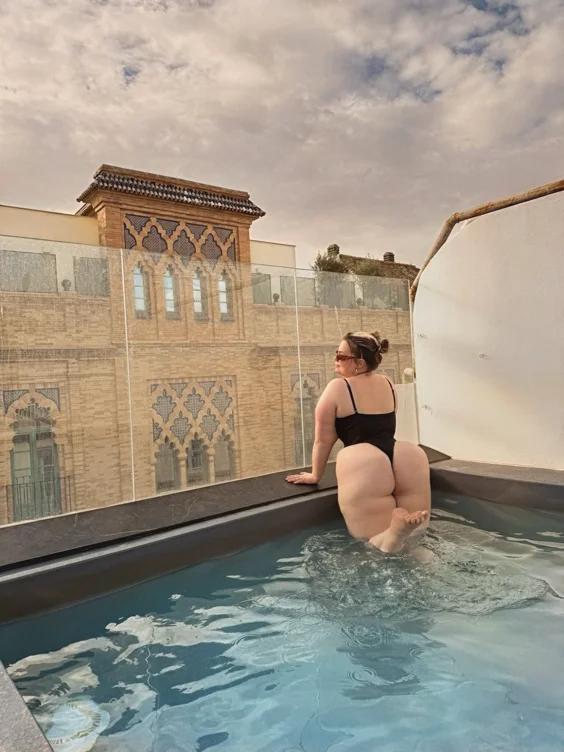 Holiday treat (£50) ☀️