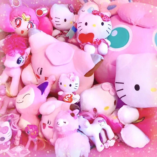 <3 Plushies <3