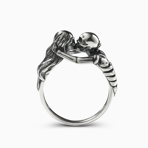 Jeulia "Kiss of Death" Skull Sterling Silver Ring - Jeulia Jewelry