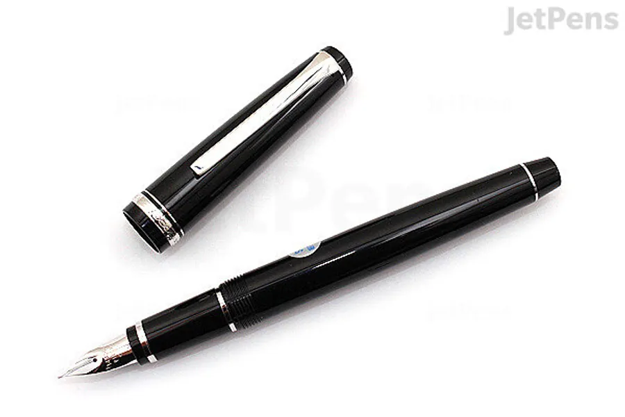 Pilot Elabo Fountain Pen - Black - 14k Soft Fine Nib