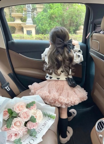 Shopping spree 🛍️✨💵