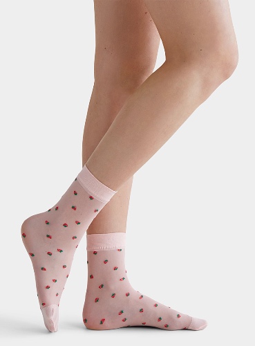 Strawberry sheer ankle sock