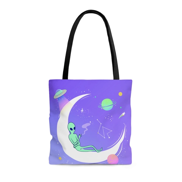 Chilling Alien Tote Bag Medium - Medium