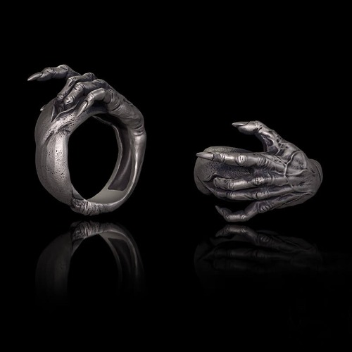 Gothic Evil Devil Hand Sterling Silver Ring - 925 Silver / 7.5