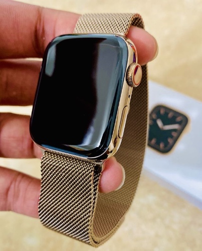41mm Gold Milanese Loop