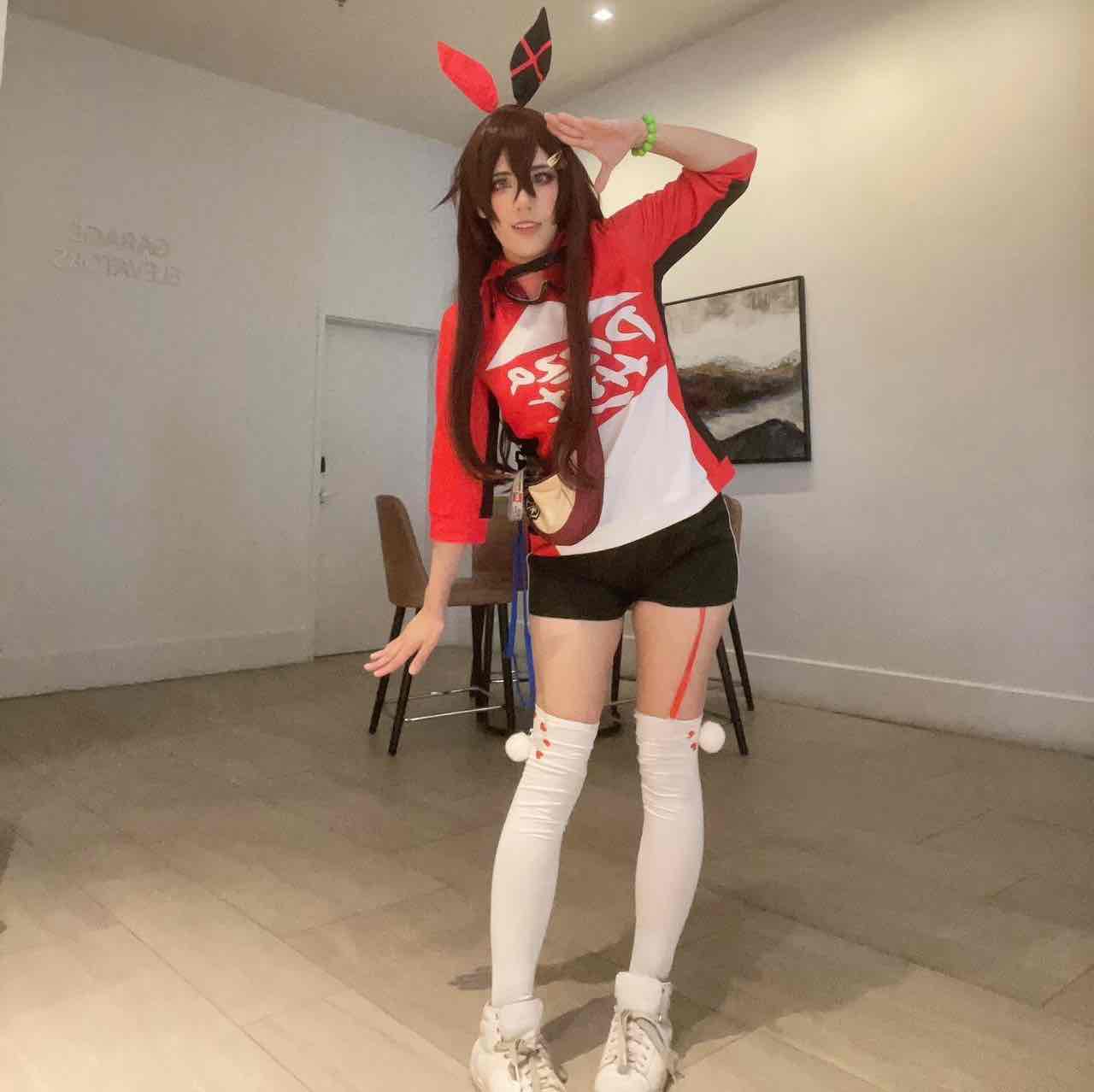 Genshin Impact Amber Pizza Hut Cosplay