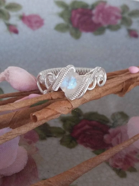 Moonstone sterling silver wire ring