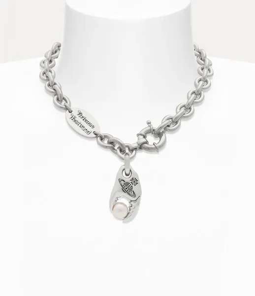 Freda necklace