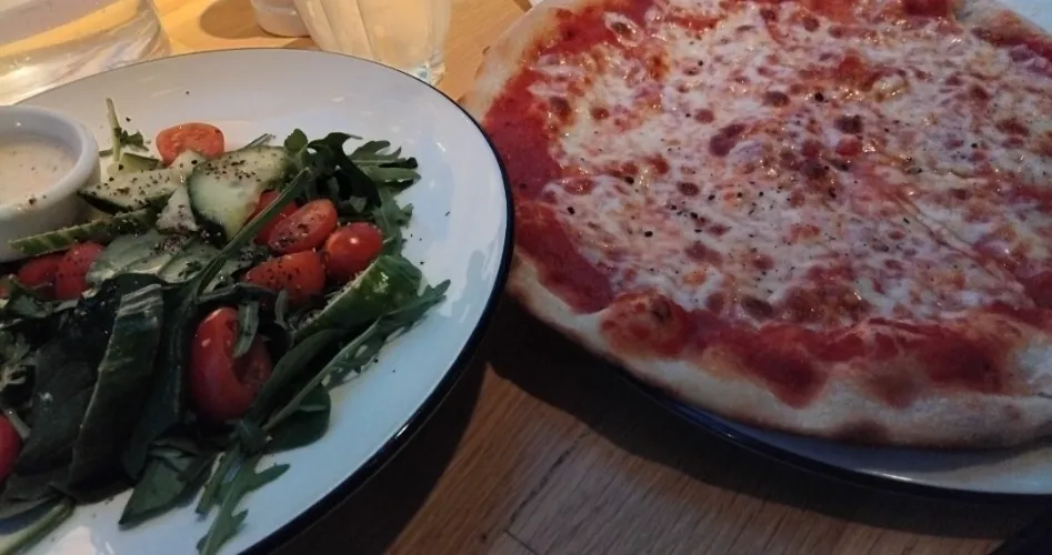 Dinner and Drinks 🥂