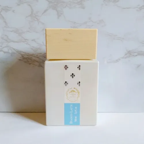 Bianco Latte Eau de Parfum by Giardini di Toscana | Luckyscent